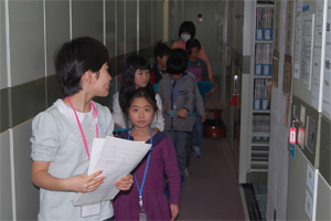 たんけんをしている写真